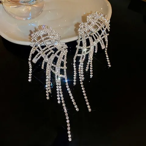 Übertriebene Flügel Quasten Ohrringe Mit Silver Earring Post Strass Hohl Gitter Lange Hänger Damen Luxus Party