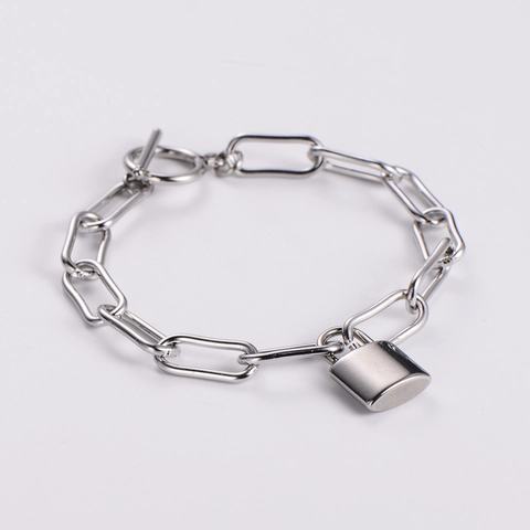 Bracciale A Catena A Maglie Graffetta Minimalista Acciaio Inossidabile 304L Chiusura OT Ciondolo A Cuore Con Lucchetto