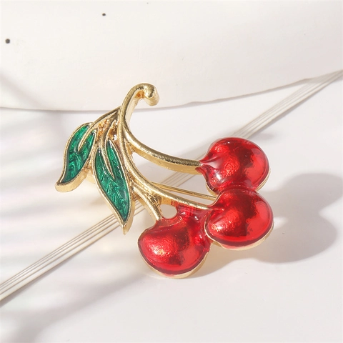 Broche Cerise Rouge Vintage pour Femmes Alliage de Zinc Émail Feuille Revers Pin Mode Mignonne Accessoires de Pull Bijoux