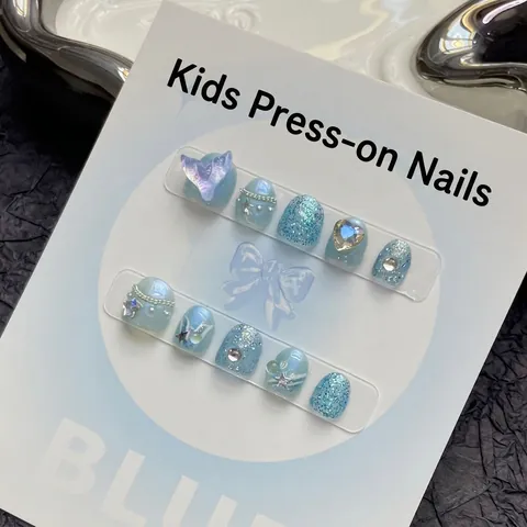 Handgemaakte Kinder Zeemeermin Press-on Nagels Blauw Glitters Zeester Vlinder 3D Strass Parel Zoet Kinderen Kunstnagels Decoratie