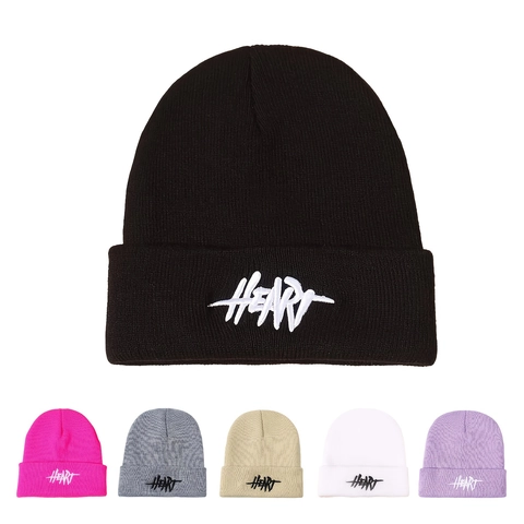 Bonnet En Maille Brodé Heart Chaud Doux Acrylique Bonnet À Revers Streetwear Décontracté Hommes Femmes