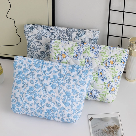 Floral Quilted Cosmetic Bag Large Capacity Polyester Toiletry Storage Organizer Women Travel Makeup Clutch Zipper Pouch