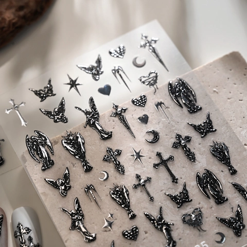 Adesivi Per Unghie In Rilievo 3D Gotici Metallico Nero Argento Angelo Croce Stella Luna Cuore Decalcomanie Per Manicure DIY