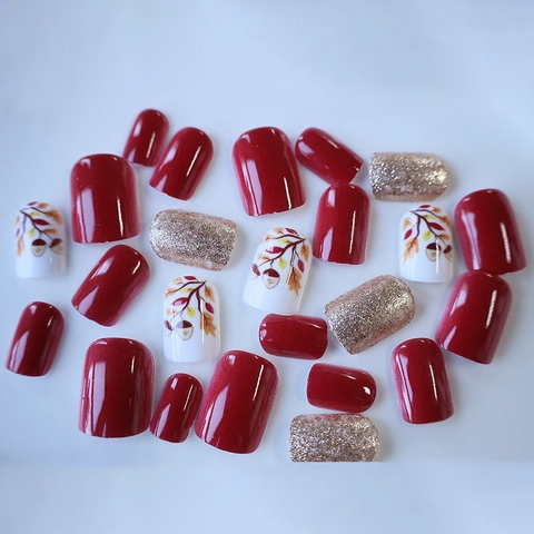 Press On Nails Glossy Dark Red Gold Glitter Autumn Leaf Acorn Pattern Short Square ABS Manicure For Women With Jelly Glue