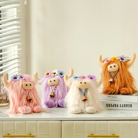 Schotse Hooglander Koe Pluche Speelgoed Lang Haar Bloemkroon En Bel Lint Schattige Dierpop Desktop Ornament Voor Kinderen