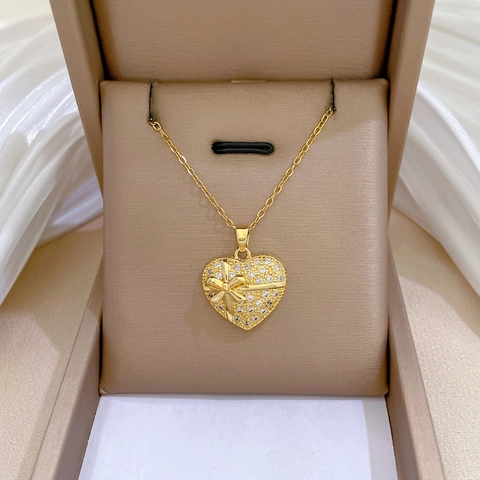 Collar Con Colgante De Corazón Chapado En Oro Acero Inoxidable Cobre Circón Lazo Pavé Strass Joyería Elegante Para Mujer