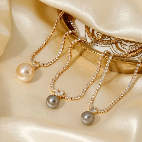 Elegante Collana con Ciondolo in Perla Artificiale di Rame Catena Tennis in Strass di Lusso per Donna Gioielli Matrimonio Festa