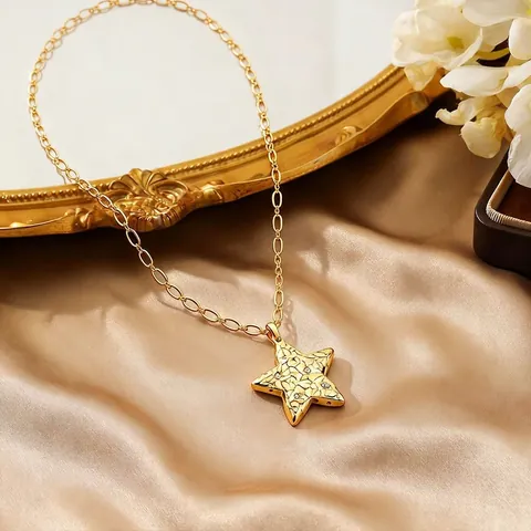 Star Pendant Necklace Alloy Rhinestone Textured Wrinkled Long Sweater Chain For Women Elegant Fashion Jewelry