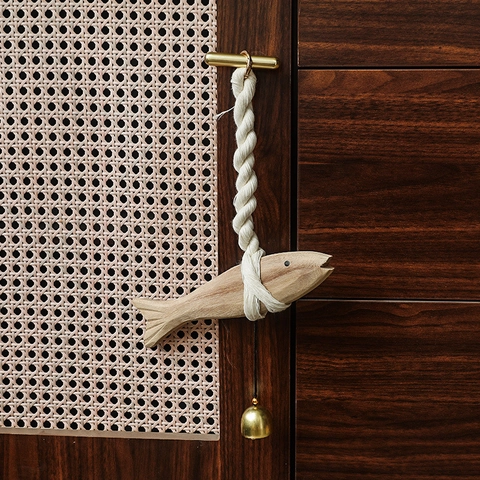 Holz Fisch Hängende Dekoration Mediterraner Stil Wanddeko Mit Baumwollseil Und Metallglocke Für Wohnzimmer Eingang