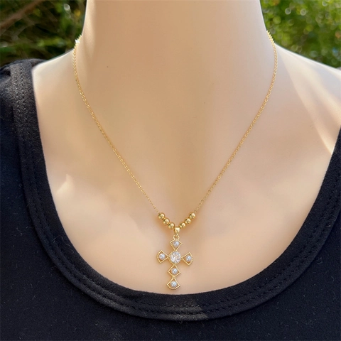 Collana Con Ciondolo A Croce Rame Placcato Oro 18K Perla Artificial Imitazione Zircone Gioielli Religiosi Eleganti Per Donne Ragazze
