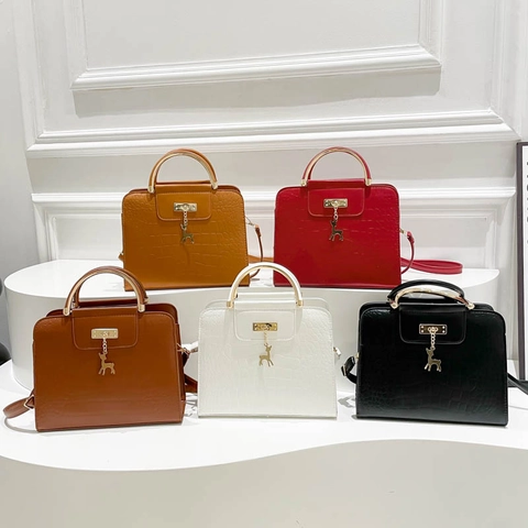 Women Handbag Crocodile Pattern PU Leather Metal Handle Deer Pendant Shoulder Crossbody Bag Fashion Elegant Retro Square