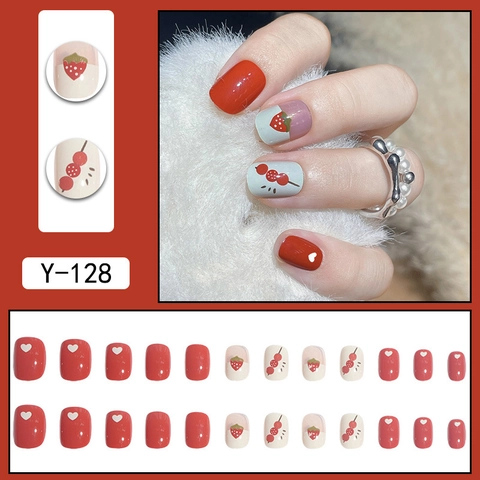 Press On Nails Short Round Glossy Strawberry Sugar-Coated Haws Heart Pattern Cute Sweet Artificial Finger Nails