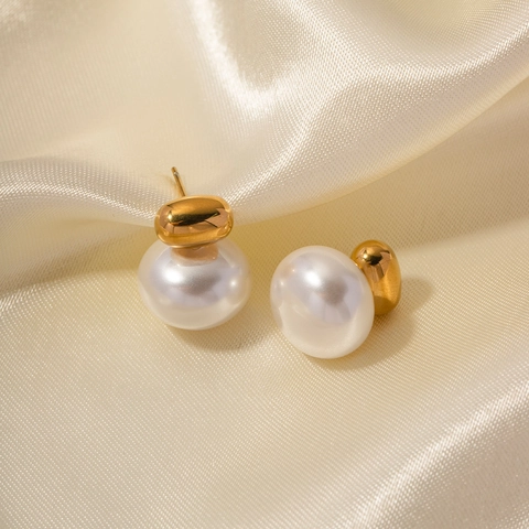 French Vintage Stud Earrings Stainless Steel With Imitation Artificial Pearl Elegant Geometric Gold Plated Luxury Jewelry For Women