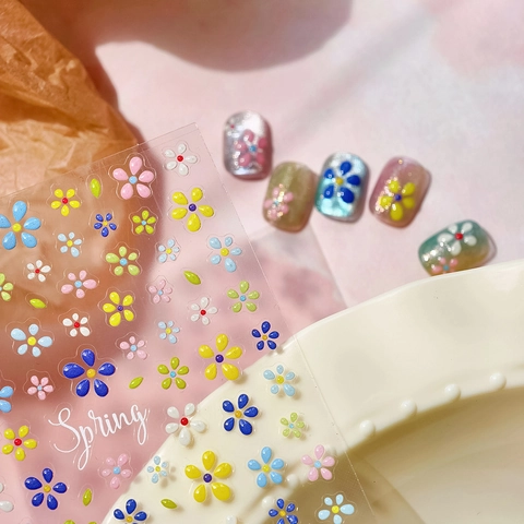 Adesivi Per Unghie Con Fiori In Rilievo 3D Design Floreali Colorati Autoadesivi Decorazione Manicure DIY Stile Primavera