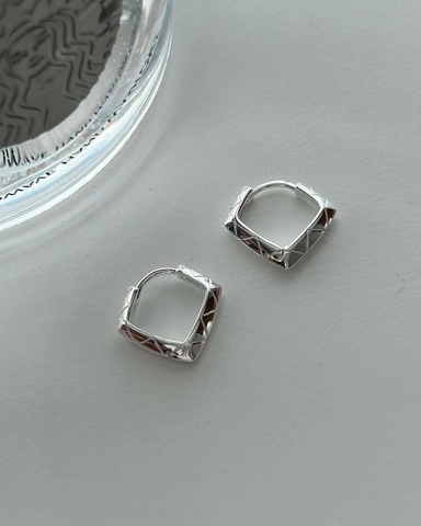 Minimalist 925 Sterling Silver Quilted Geometric Hoop Earrings For Women Quilted Diamond Pattern Ear Buckle Korean Fashion Jewelry