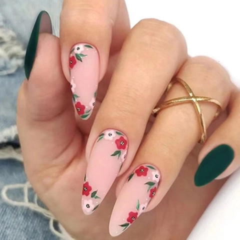 Ongles À Presser Forme Amande Vert Foncé Mat Motif Floral Rose Style Élégant Et Rafraîchissant Décoration De Manucure
