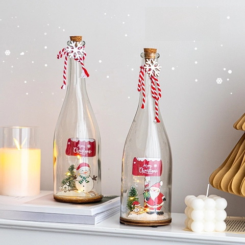 Ornamento In Bottiglia Di Vetro Di Natale Con Luce LED Calda Babbo Natale Pupazzo Di Neve Paesaggio Miniatura Base In Legno Decorazione Scrivania