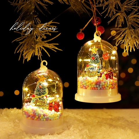 Luce Notturna LED Albero Di Natale Ornamento Da Scrivania Luminoso In Plastica Con Mini Paesaggio E Schiuma Colorata