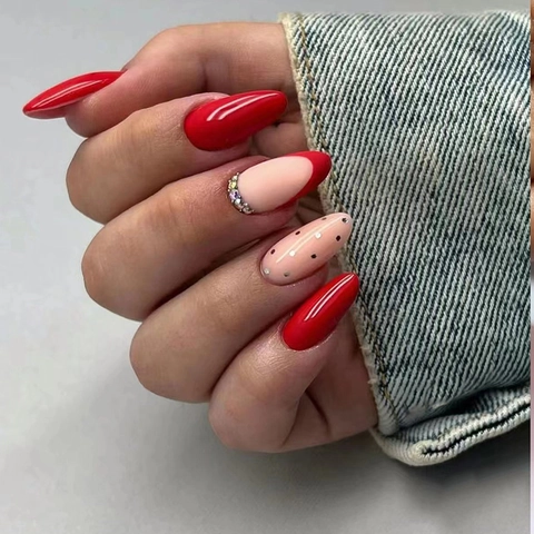 Unghie Finte Press On Forma Mandorla Rosso Brillante Con Strass Design French Tip Elegante Moda Unghie Finte Per Donne