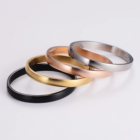 Bracciale Rigido Minimalista Acciaio Inossidabile 316L Opaco Spazzolato Ovale Chiusura A Scatto Per Uomo E Donna