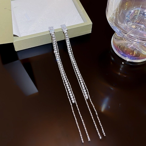 Pendientes Largos de Borla de Cobre Elegantes Con Incrustación de Circonia Brillante Poste de Plata Joyería de Moda Exagerada para Mujer