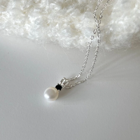 925 Sterling Silver Artificial Pearl Pendant Necklace With Black Zircon Minimalist Elegant Accessory For Women