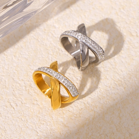 Mode Damen Titanstahl X-Form Crossover Ring 18K Vergoldet Geometrische Strass Eingelegte Statement Fingerring Schmuck