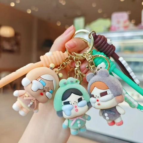 Cartoon Puppe Schlüsselanhänger Beflockung PVC Silikon Weinende Baby Tasche Anhänger Anhänger Süße Mode