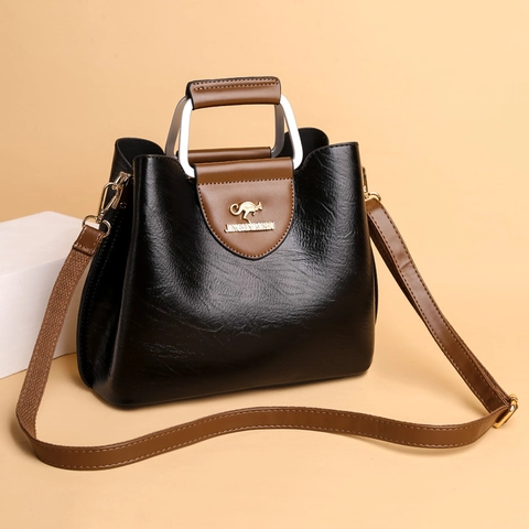 Modische Damen Handtasche Weiches PU Leder Kontrastfarben Große Kapazität Metalldetail Schulter Shopper Für Den Alltag