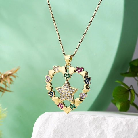 Collar Con Colgante De Corazón De Cobre Chapado En Oro De 18K Diseño De Estrella Con Circonita Cúbica Para Mujeres