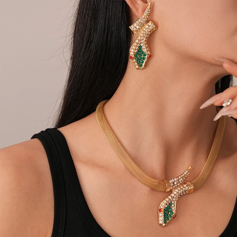 Collana Serpente Oro Lega Strass Catena Mesh Gioielli Statement Per Donne Pendente Animale Esagerato Maglia Clavicola