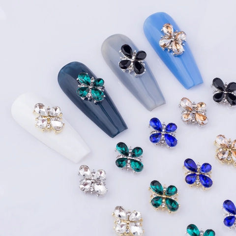 Ciondoli Per Nail Art In Lega Con Strass 3D Croce Fiore Forma Decorazione Manicure Design Fai Da Te Per Unghie