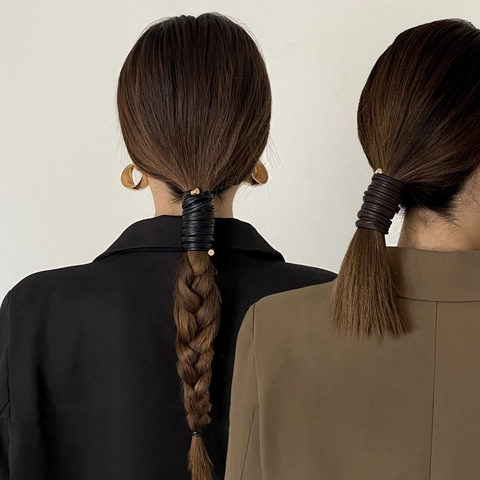 Minimalist PU Leather Hair Tie Bun Maker With Metal Caps Flexible Twist Ponytail Holder For Women Elegant Hair Accessory