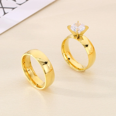 Paar Ringe Set Edelstahl 18K Vergoldet Zirkonia Solitär Schlichter Ring Poliert Hochzeit Verlobung Schmuck