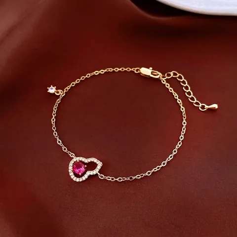 Vergoldetes Kupfer Armband Mit Hohlkürbis Anhänger Roter Zirkon Eleganter Minimalistischer Verstellbarer Schmuck Für Damen