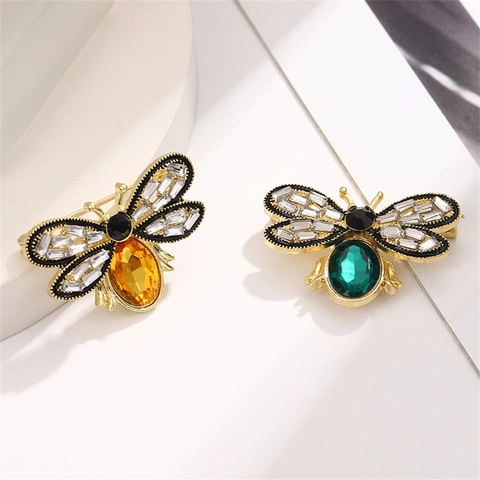 Broche Abeille Élégante Alliage Insecte Strass Émail Gemme Colorée Ailes Cristal Bijou Accessoire Pour Femmes Costume Pull