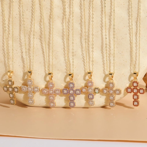 Collana Con Ciondolo A Croce Vintage Rame Placcato Oro Con Zirconia Multicolore Scintillante Gioielli Eleganti Regalo Per Donne