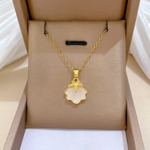 Sea Star Shell Pendant Necklace Titanium Stainless Steel Chain Copper Mother Of Artificial Pearl Rhinestone Jewelry For Women