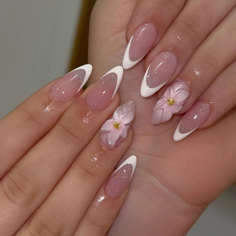 Unghie Finte Press On French Tips Bianco Rosa Glitter Con Fiori 3D Mandorla Manicure Per Donne