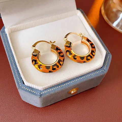 Luipaard Emaille Hoop Oorbellen Goud Verguld Koper Met Stalen Oorpunt Rond Vintage Stijl Vrouwen Sieraden Retro