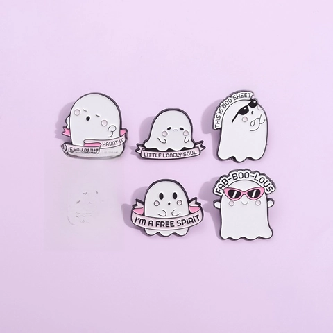 Cute Halloween Ghost Enamel Brooch Sunglasses Ghost Badge Funny Letter Pin Alloy Lapel Pin For Women Jewelry Gift