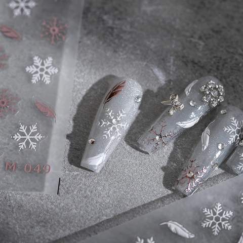 Autocollants Ongles Relief 3D Auto-adhésif Motifs Flocon De Neige Plume D'hiver Ultra Minces Transparents Décalcomanies Manucure
