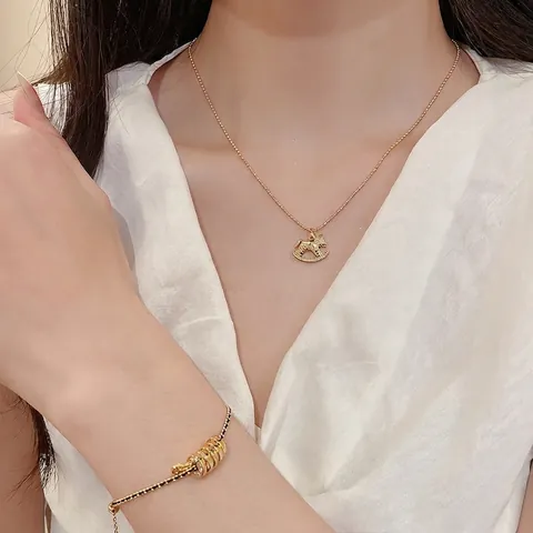Set Gioielli Cavallo Dondolo Monete Rame Placcato Oro 18K Collana E Bracciale Donna Stile Lusso Leggero