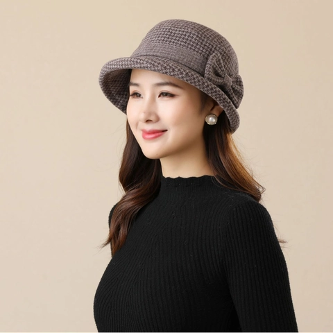 Vintage Houndstooth Cloche Hat For Women Acrylic Warm Winter Bucket Hat With Bow Decoration Casual Travel Fisherman Cap