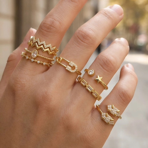 Lussuoso Anello Aperto in Rame Placcato Oro 18K con Micro Pavé di Zirconia per Donna Regolabile Minimalista Geometrico Gioiello