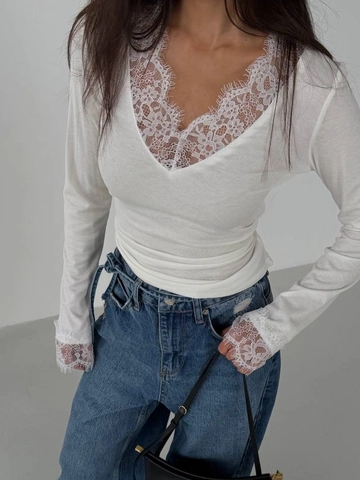 Women Long Sleeve T-Shirt V Neck Lace Patchwork Slim Fit Soft Base Layer Top Elegant Vintage Streetwear