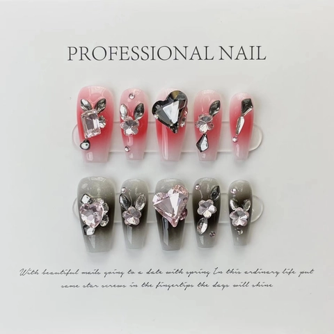 Handgefertigte Press On Nails Lange Sargform 3D Herz Straßstein Blumen Ombre Rosa Schwarz Y2K Luxus Künstliche Nägel