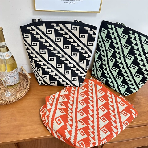 Knitted Tote Bag Women Large Capacity Polyester Shoulder Handbag Geometric Pattern Casual Minimalist Shopping Travel Bag