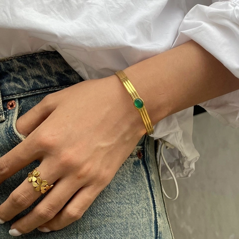 Vintage Vergulde Roestvrijstalen Open Manchet Armband Met Agaat Inleg Draadlijn Ontwerp Minimalistische Luxe
