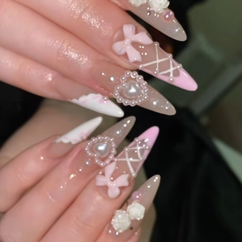 Handgemachte Press On Nails Französisch Rosa Weiß Kamelienblüte Schleife Künstliche Perle Herz Süß Elegant Künstliche Nägel Mandelform